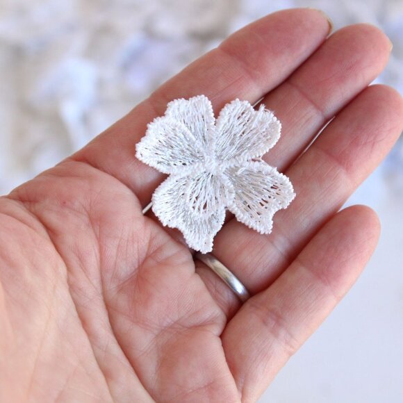 Silver Blue Flower Appliques, One Dozen ( 12), 1.5" Diameter, Embroidered - Picture 8 of 10